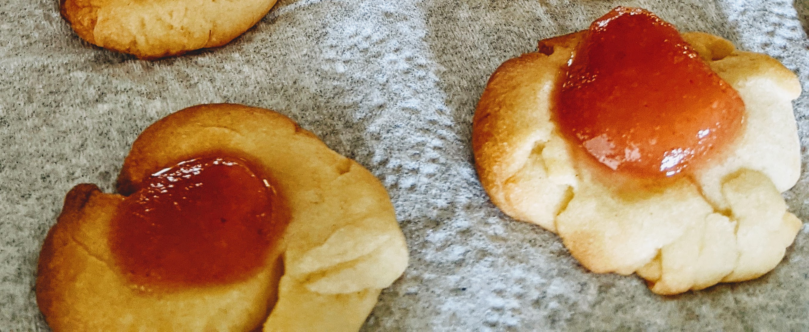 THUMB PRINT COOKIES WITH HOMEMADE GUAVA JAM